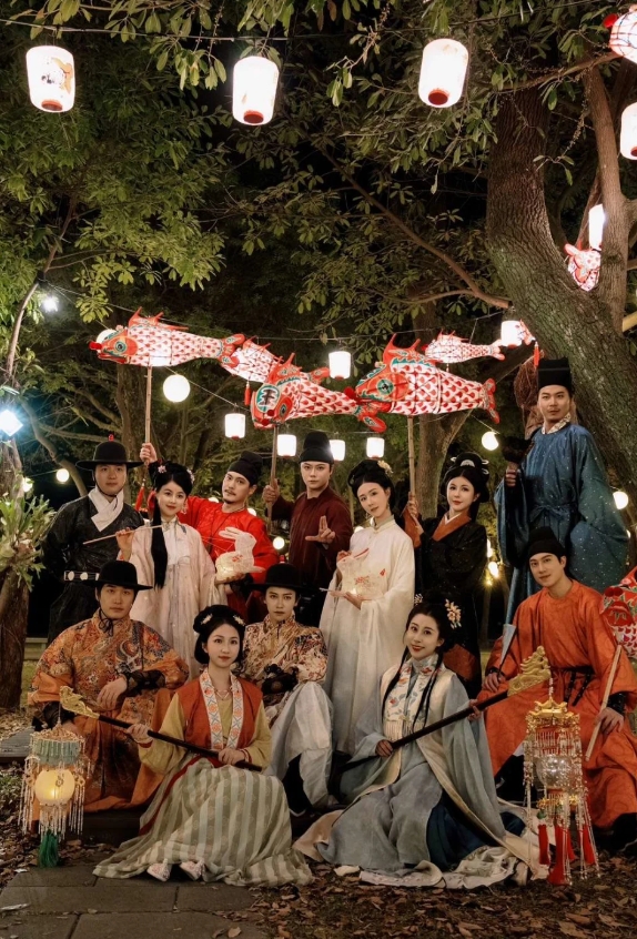 桃園燈會結合漢服展演活動。桃園觀旅局提供