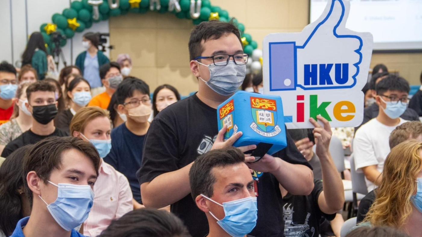 香港大學國際知名度高，吸引不少外國人就讀。 翻攝香港大學臉書