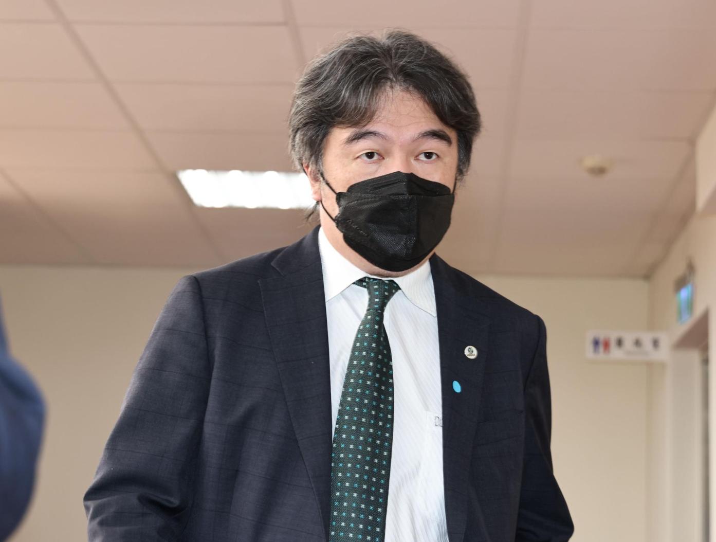 指揮中心指揮官王必勝表示，國門開放時間點極可能在下月15日前。資料照片／林啟弘攝