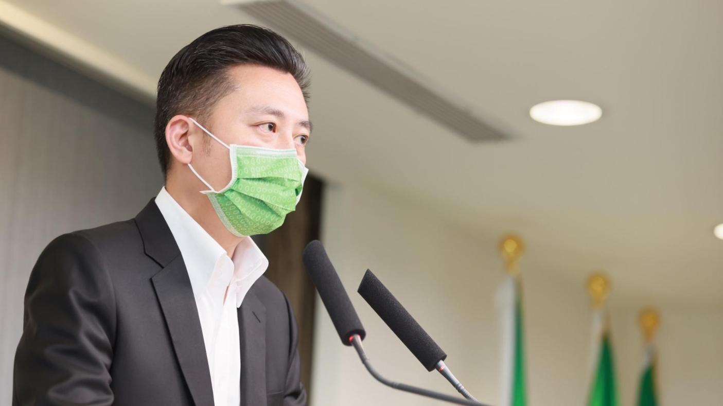 教育部長潘文忠證實收到林智堅中華大學論文案訴願。翻攝林智堅臉書