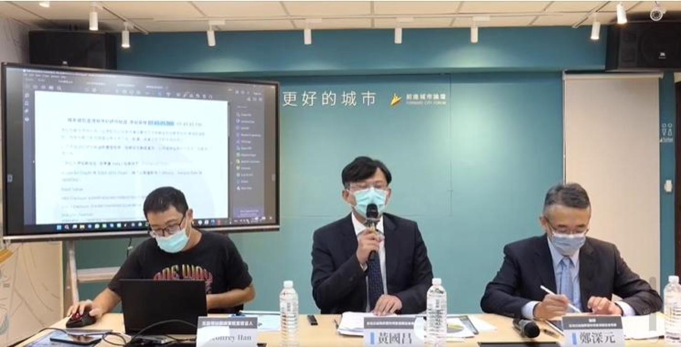 黃國昌6日偕同台灣公益揭弊暨吹哨者保護協會召開記者會表示，音檔內容已送交聲紋鑑識實驗室鑑定，確認內容無變造、剪輯之疑慮。翻攝直播畫面