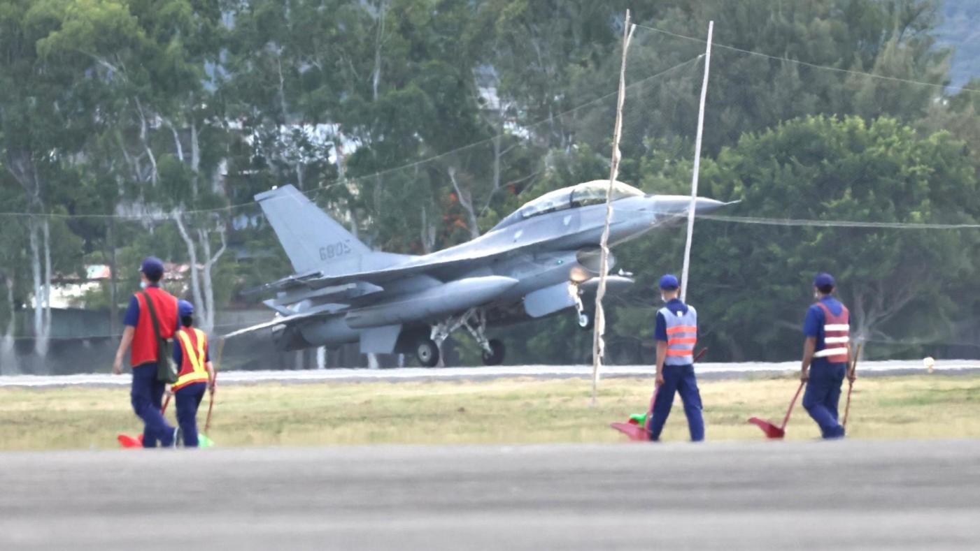 美對台軍售4億多航材零附件。圖為F-16戰機資料照片