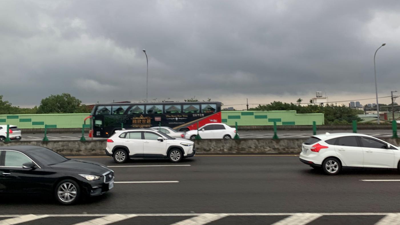 春節期間車流輛大，易發生塞車情形。陳秀枝攝