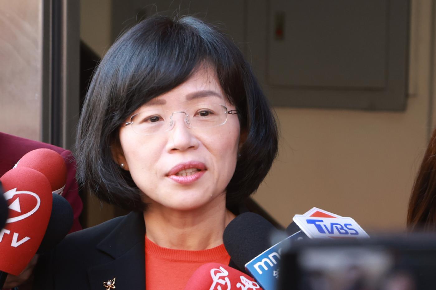 蘇貞昌女兒、立委蘇巧慧表示，自己的爸爸最喜歡的，就是為國家做事。中央社