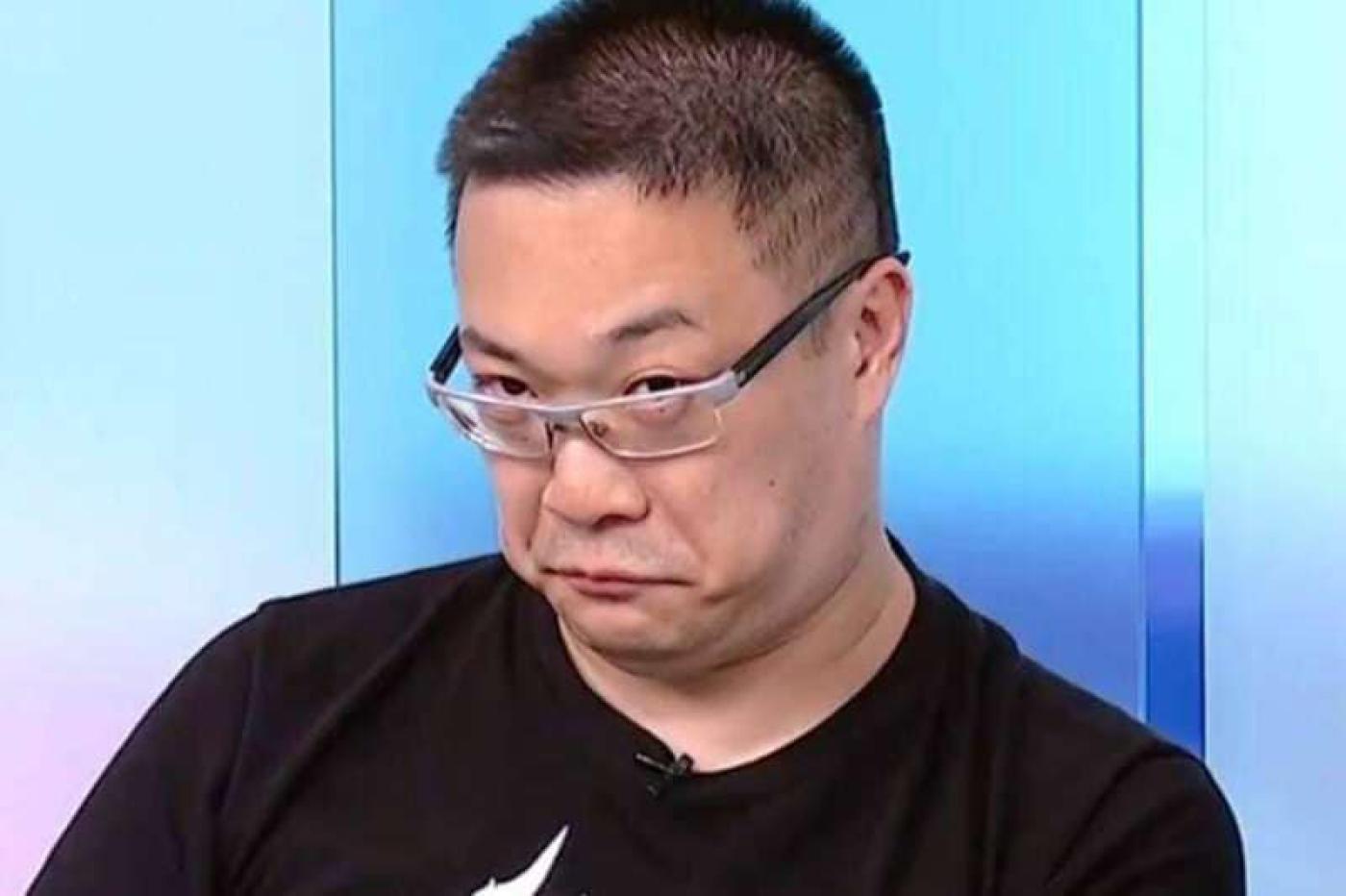 朱學恆（圖）YT頻道名稱從「即日起無限期停止公眾活動」，日前悄悄改為「萬事通事務所」。翻攝臉書