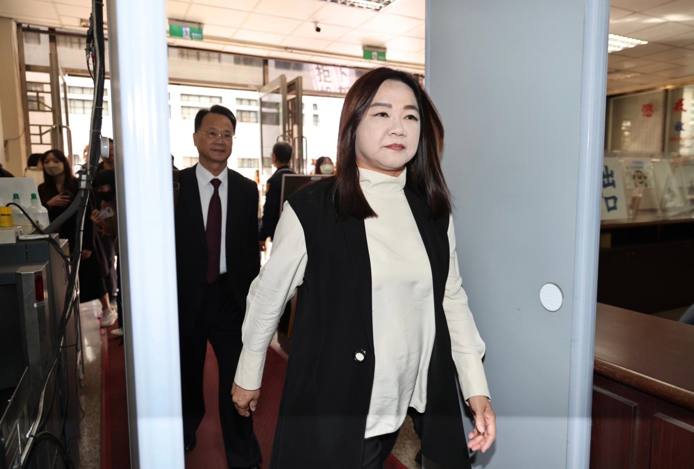 台高檢17日下午2時首度以被告身分傳喚馬文君說明。林啟弘攝