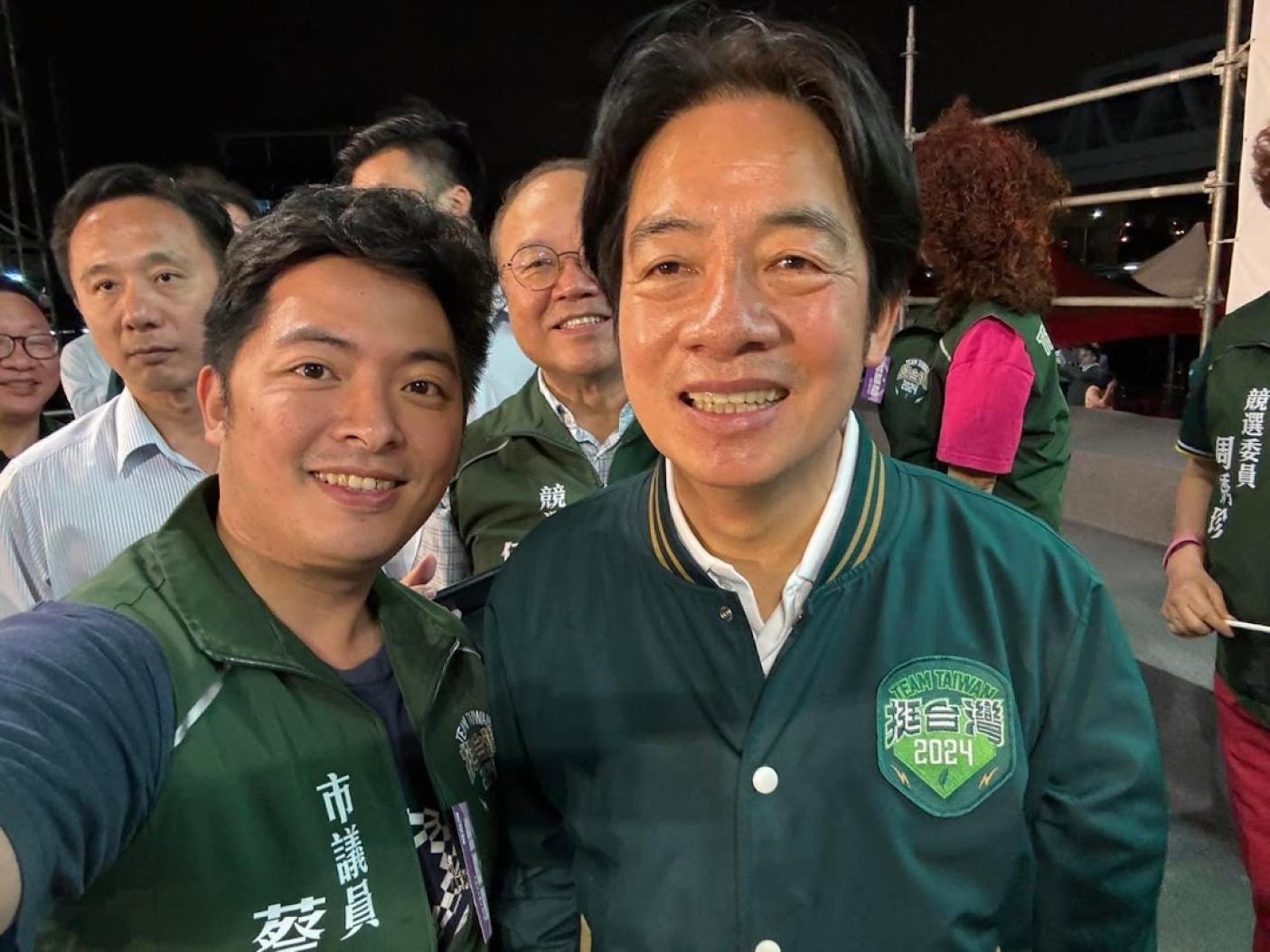 民進黨台中市議員捲入緋聞風波，藍營猛攻綠營立委與總統參選人要求道歉。翻攝蔡耀頡臉書