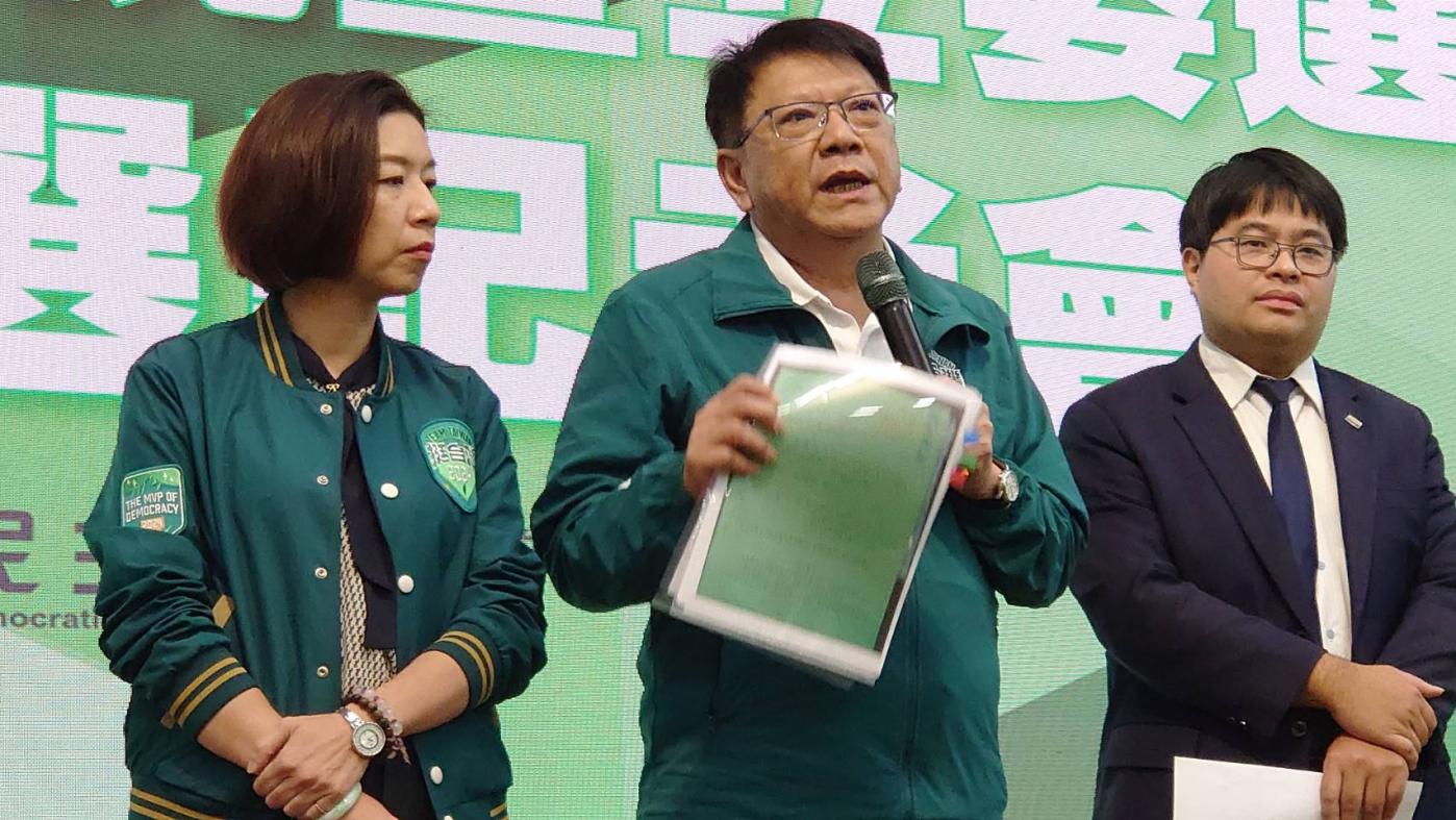 面對王鴻薇質疑豪宅爭議，潘孟安強調以訟止謗。蘇聖怡攝