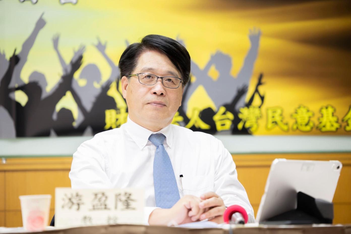 台灣民意基金會董事長游盈隆。翻攝游盈隆臉書
