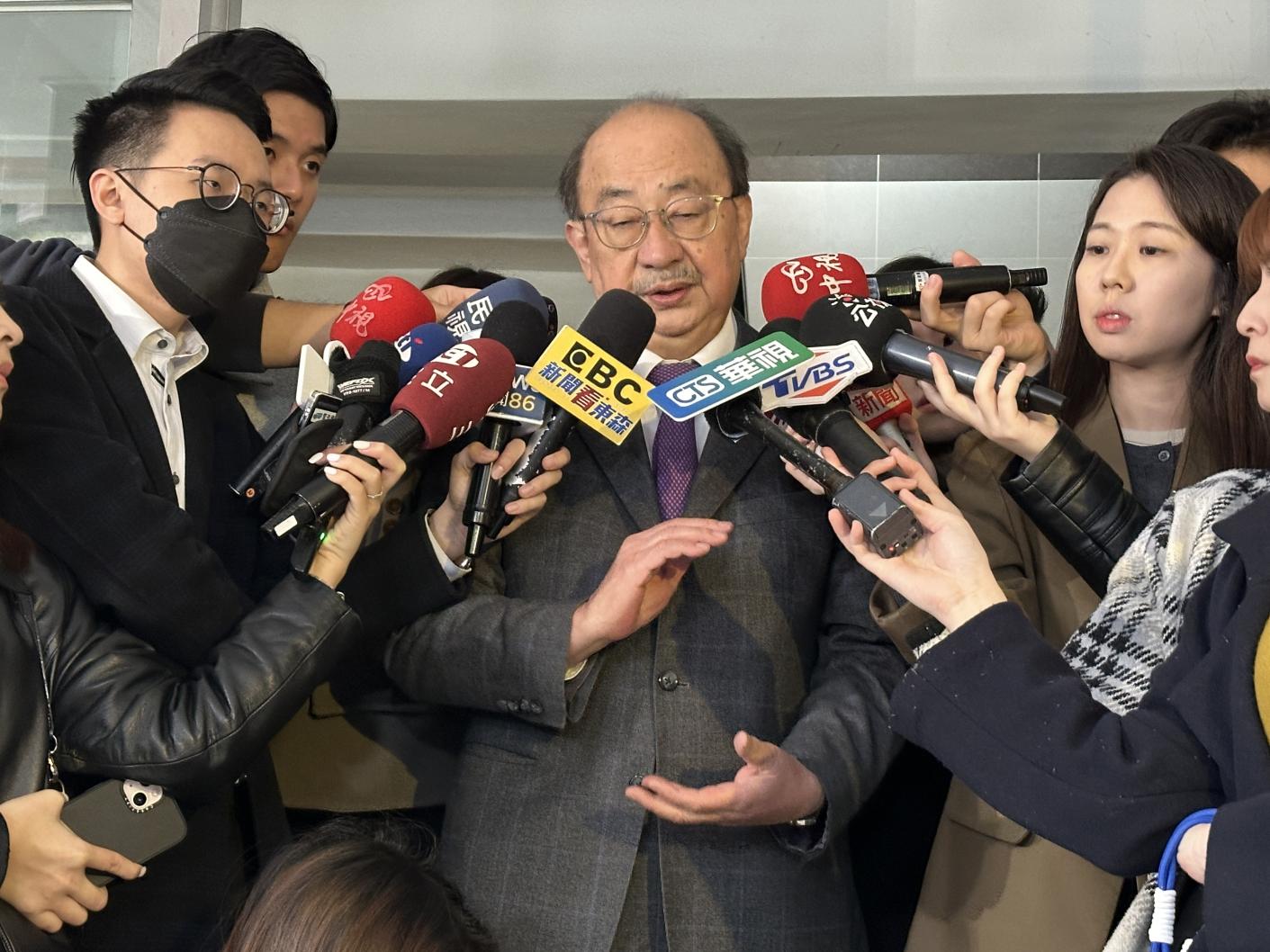 民進黨團總召柯建銘1日深夜在社群發文指出，他認為綠營有守住底線、堅持立場。資料照片／林啟弘攝
