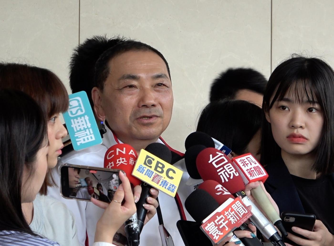 新北市長侯友宜昨結束4天新加坡參訪之旅返台，侯強調借鏡星洲、榮耀台灣，讓國際社會正視中華民國的存在。中央社