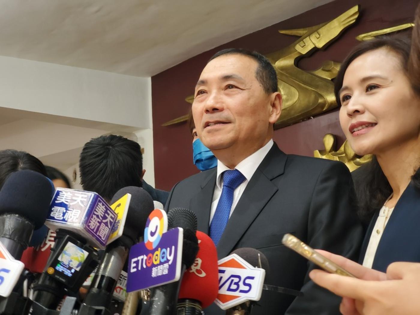 新北市長侯友宜介入協調國民黨北市港湖立委初選，遭綠營批「喬王」。中央社