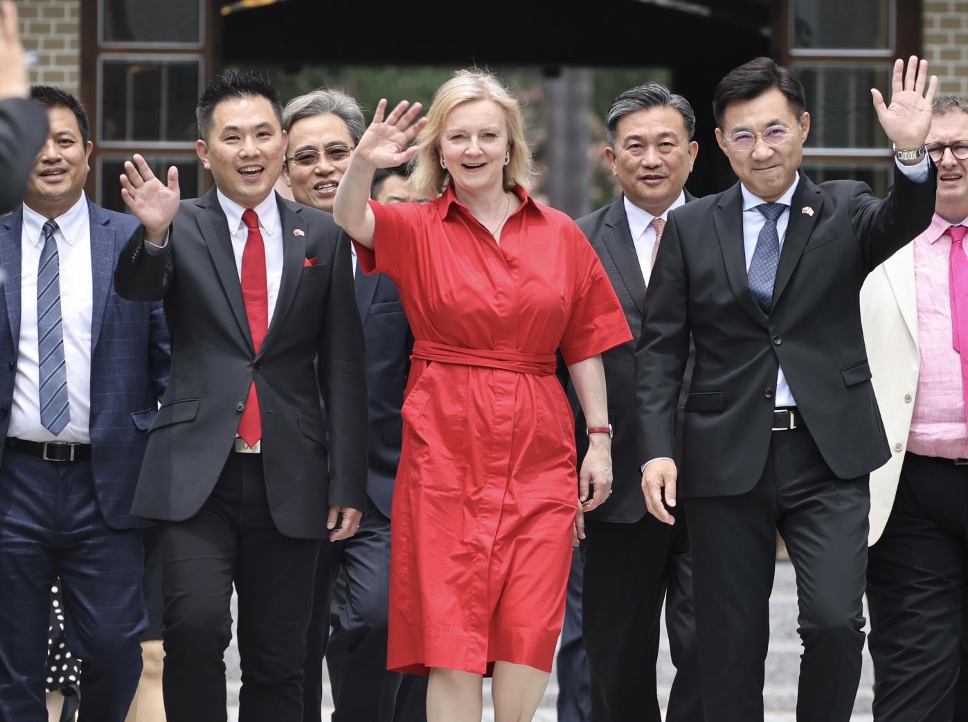 英國前首相特拉斯（Liz Truss）18日拜會訪問立法院外交及國防委員會。林啟弘攝