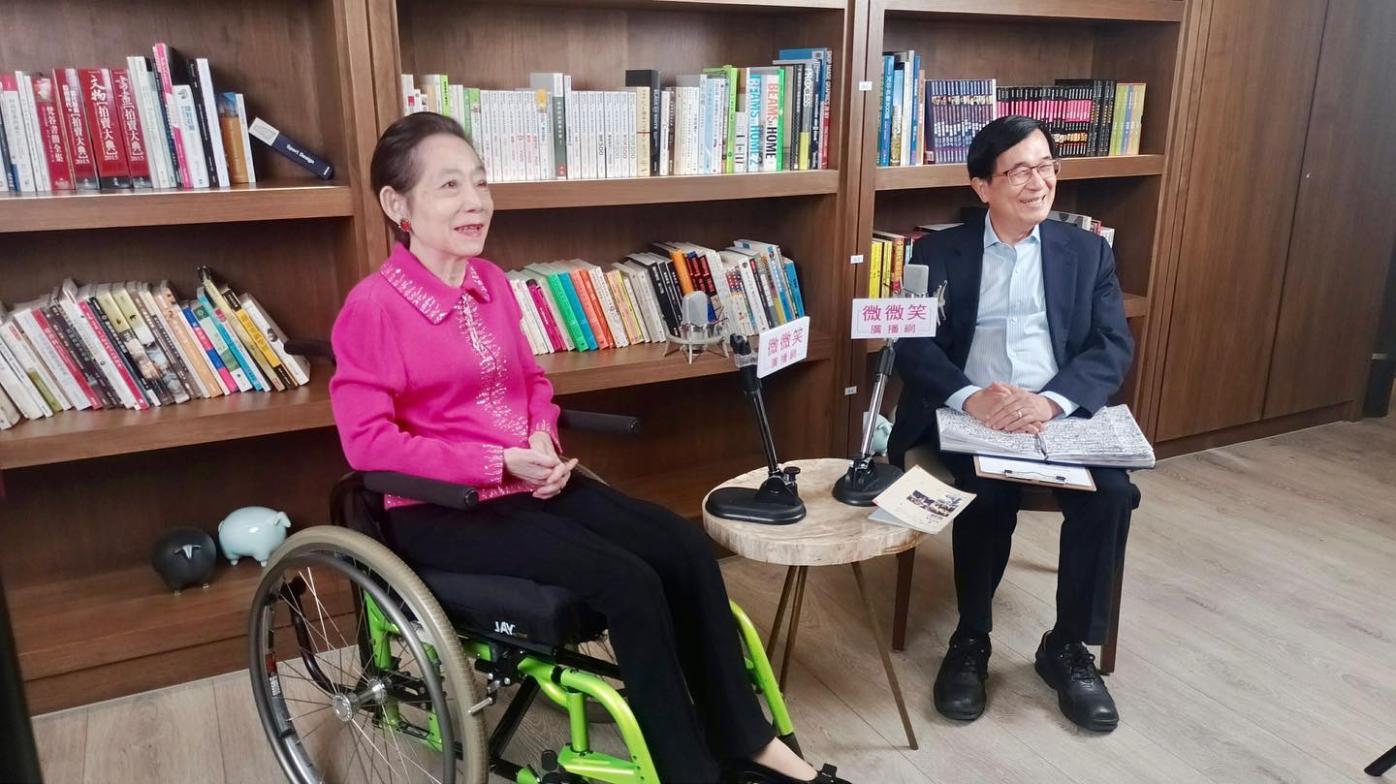 立院將表決選罷法，前總統陳水扁(右)高度關注此案。翻攝陳水扁臉書