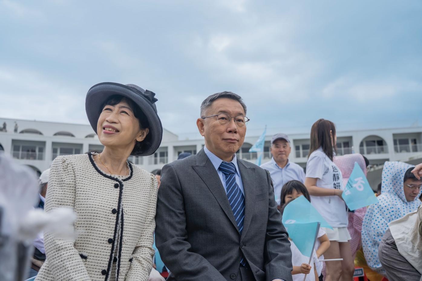 柯文哲去年辦雙城論壇留下107萬呆帳，陳佩琪說，罰單開來她就會去繳。翻攝陳佩琪臉書